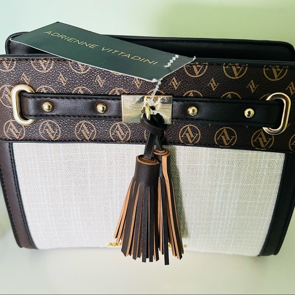 Adrienne Vittadini Women's Crossbody Bag🌸 - Picture 1 of 6